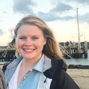 Meet your Posher, Kelley